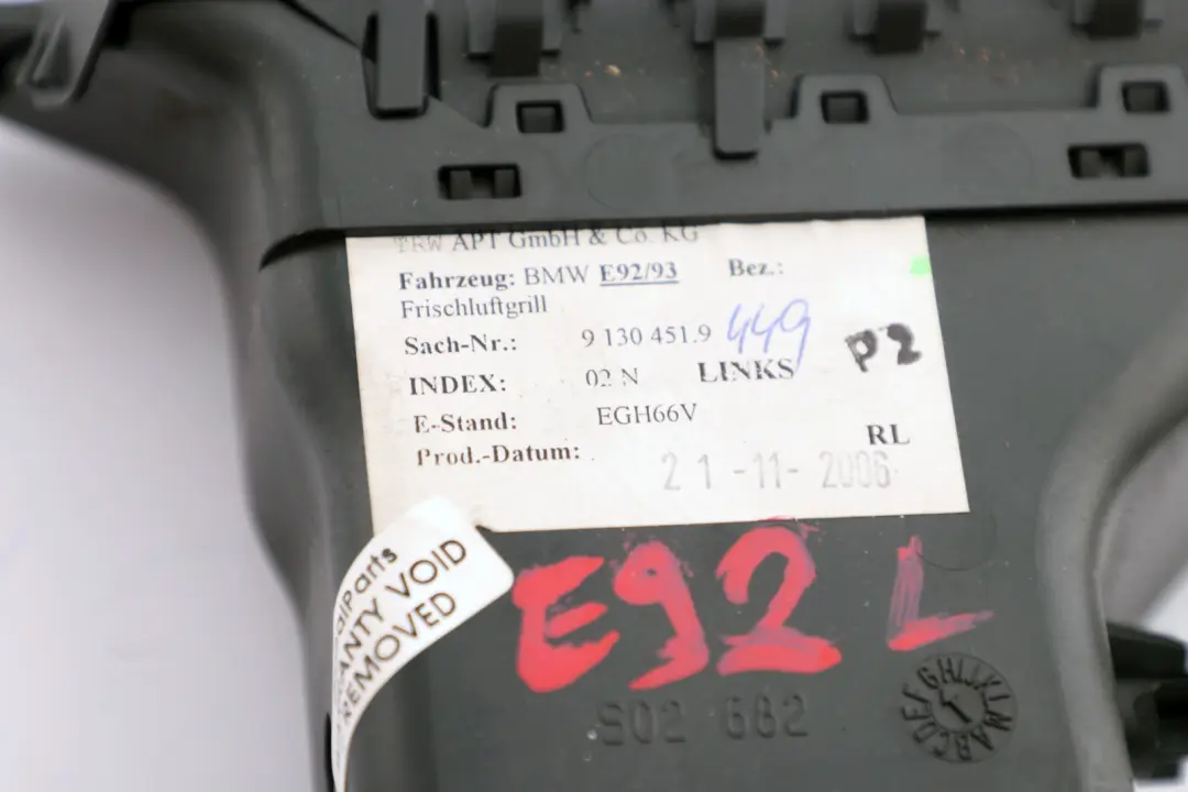 E93N LCI Fresh Air Grille Left N/S 9130451 to BMW 3 Series E92 E92N E93 with Part number 9130467 BMW 3 Series E92 E92N E93 E93N LCI Fresh Air Grille Left N/S 9130451 - SKU rhd-9130451 - Part number 9130467