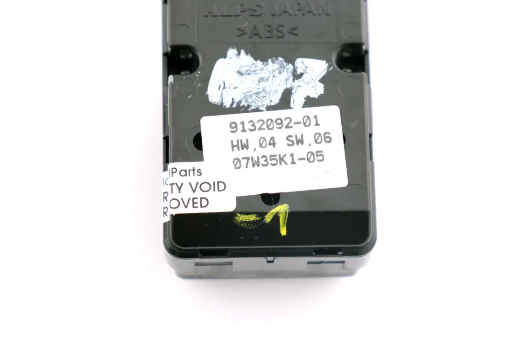 Interruttore accensione alzacristalli conducente destro Nero per BMW E87 con numero di parte 9132092 BMW E87 Interruttore accensione alzacristalli conducente destro Nero - SKU 9132092-1 - Numero di parte 9132092