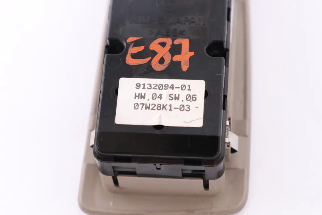 Driver's Side Right O/S Window Lifter Switch Beige to BMW 1 Series E87 E87N LCI with Part number 9132094 BMW 1 Series E87 E87N LCI Driver's Side Right O/S Window Lifter Switch Beige - SKU rhd-9132094 - Part number 9132094