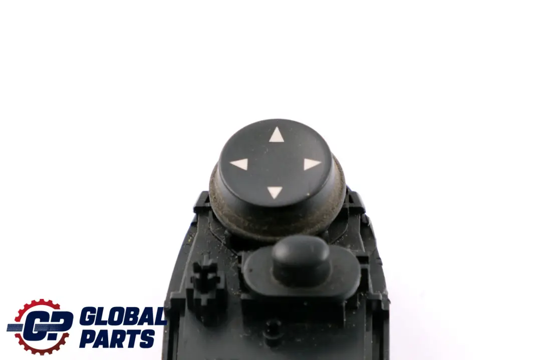 Driver's Side Right O/S Window Lifter Switch to BMW E92 with Part number 9132168 BMW E92 Driver's Side Right O/S Window Lifter Switch - SKU RHD-9132168-1 - Part number 9132168