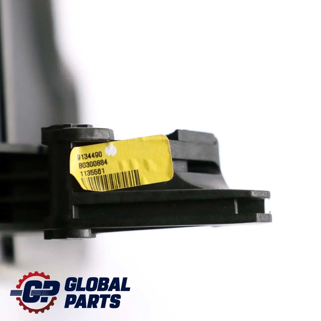 Leather Cover Centre Console Armrest Grey to BMW 3 Series E90 E91 LCI with Part number 9134490 BMW 3 Series E90 E91 LCI Leather Cover Centre Console Armrest Grey - SKU rhd-9134490 - Part number 9134490