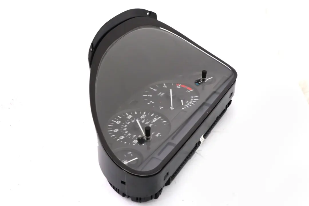 4.4i Instrument Cluster Petrol Speedometer to BMW X5 Series E53 Automatic with Part number 9134766 BMW X5 Series E53 Automatic 4.4i Instrument Cluster Petrol Speedometer - SKU rhd-9134766 - Part number 9134766