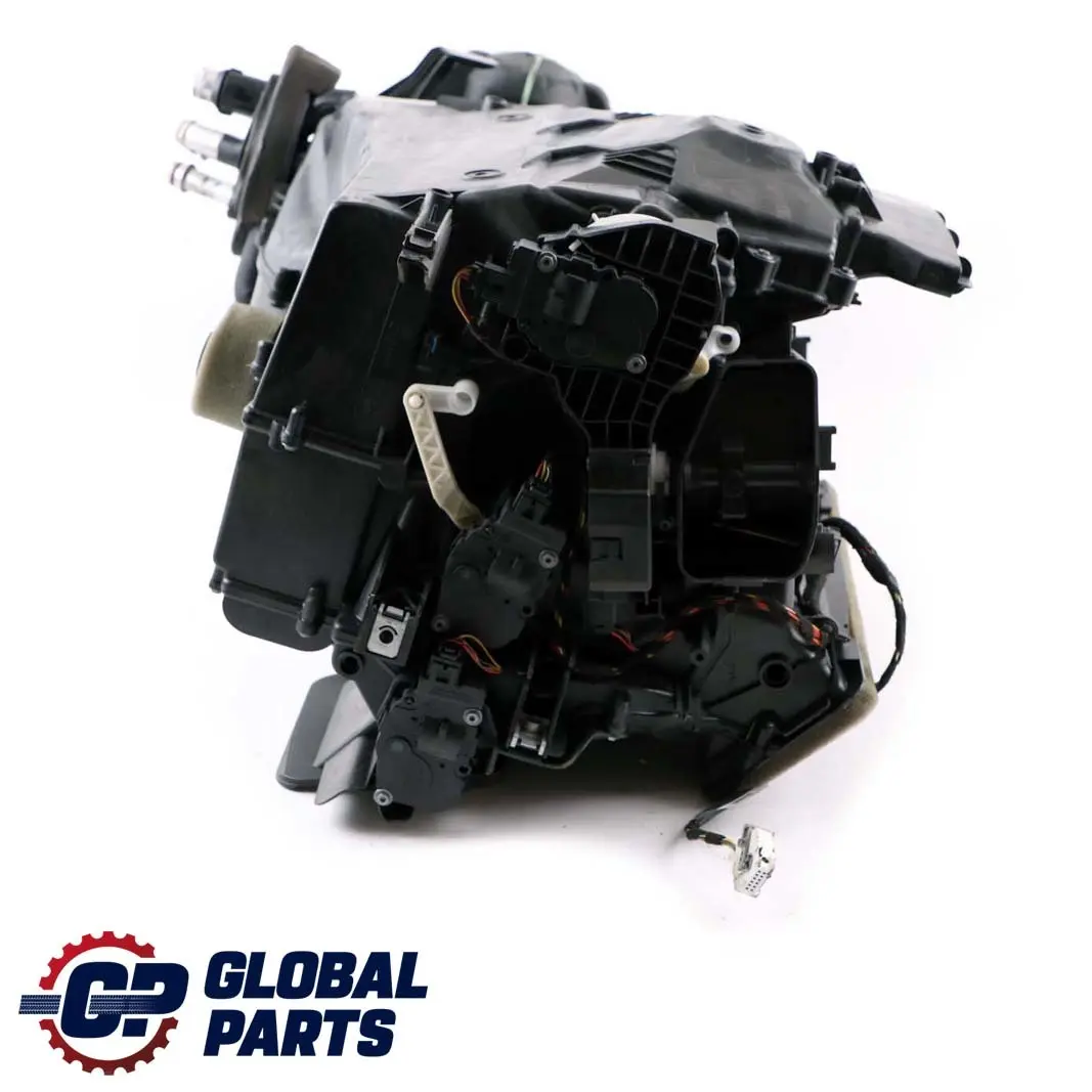 Heater Air Conditioning Matrix Housing Petrol 9251561 to BMW 3 Series E90 E91 E92 with Part number 9136172 BMW 3 Series E90 E91 E92 Heater Air Conditioning Matrix Housing Petrol 9251561 - SKU rhd-9136172 - Part number 9136172