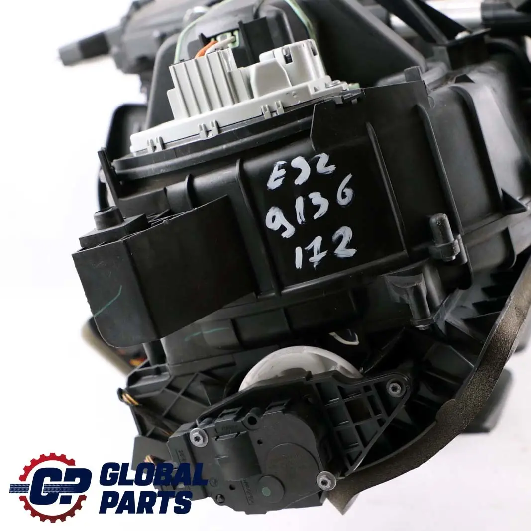 Heater Air Conditioning Matrix Housing Petrol 9251561 to BMW 3 Series E90 E91 E92 with Part number 9136172 BMW 3 Series E90 E91 E92 Heater Air Conditioning Matrix Housing Petrol 9251561 - SKU rhd-9136172 - Part number 9136172