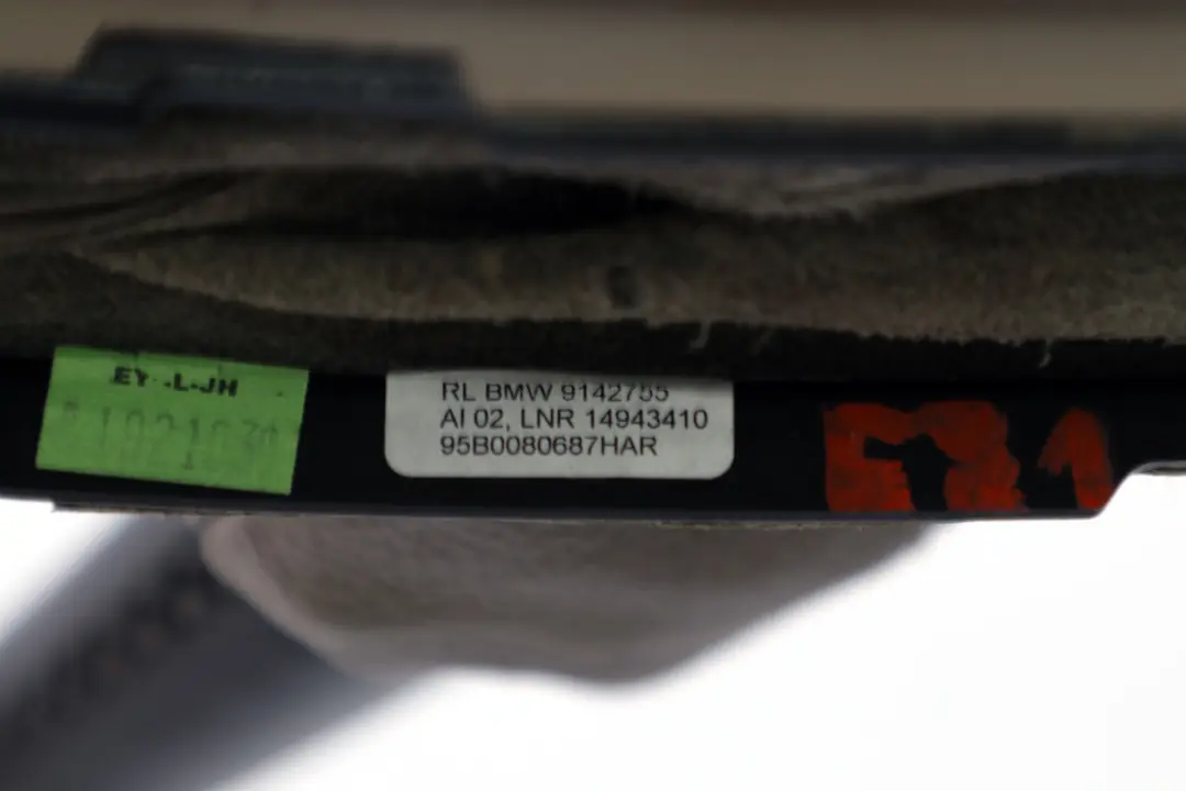 Handbrake Lever Cover Beige to BMW 1 Series E81 E87N LCI E88 with Part number 9142755 BMW 1 Series E81 E87N LCI E88 Handbrake Lever Cover Beige - SKU rhd-9142755 - Part number 9142755