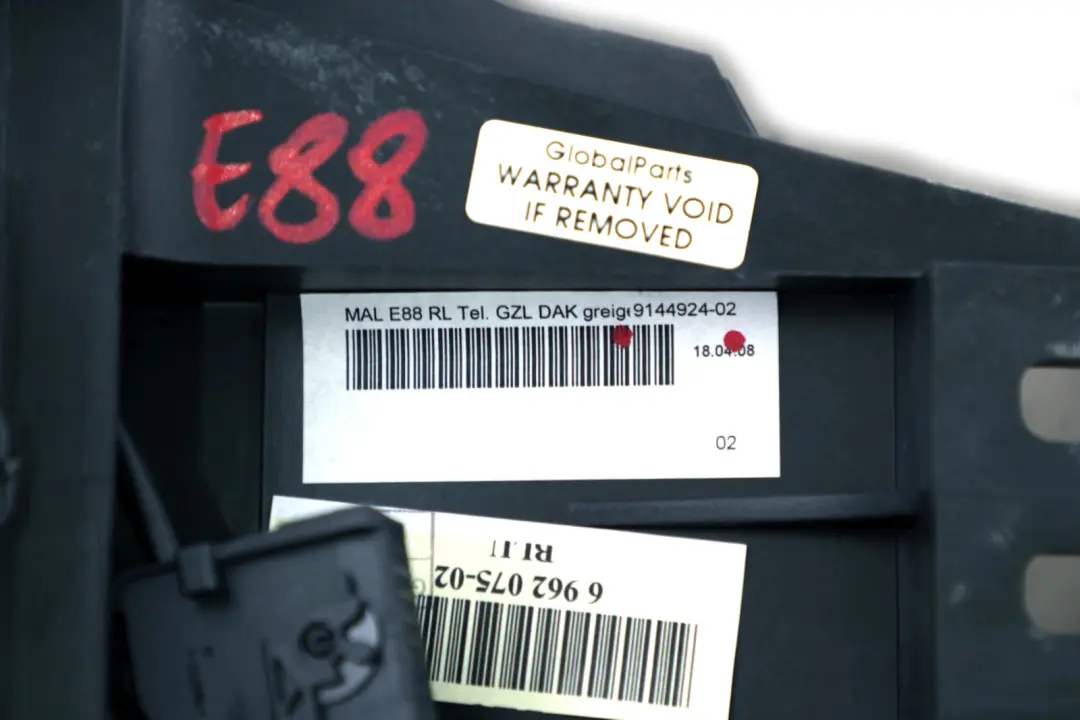 Centre Console Arm Rest Armrest Beige With Rear Trim Cover to BMW 1 Series E88 with Part number 9144924 BMW 1 Series E88 Centre Console Arm Rest Armrest Beige With Rear Trim Cover - SKU rhd-9144924 - Part number 9144924