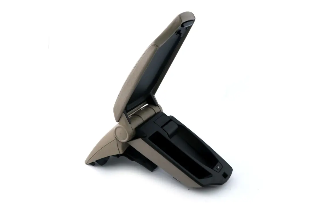 Centre Console Arm Rest Armrest Beige With Rear Trim Cover to BMW 1 Series E88 with Part number 9144924 BMW 1 Series E88 Centre Console Arm Rest Armrest Beige With Rear Trim Cover - SKU rhd-9144924 - Part number 9144924