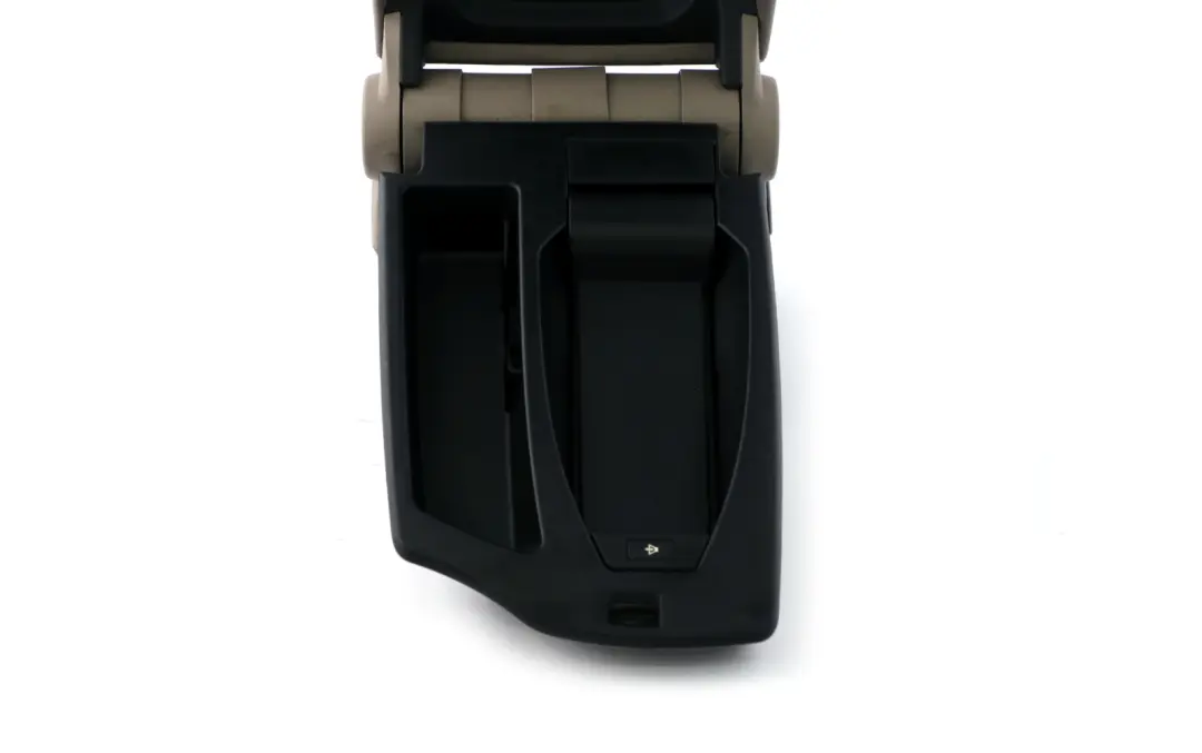 Centre Console Arm Rest Armrest Beige With Rear Trim Cover to BMW 1 Series E88 with Part number 9144924 BMW 1 Series E88 Centre Console Arm Rest Armrest Beige With Rear Trim Cover - SKU rhd-9144924 - Part number 9144924