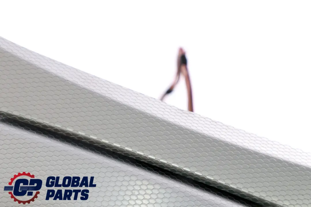 Centre Console Trim Ashtray Glacier Silber Silver to BMW 3 Series 3 E90 E91 Cover with Part number 9145138 BMW 3 Series 3 E90 E91 Cover Centre Console Trim Ashtray Glacier Silber Silver - SKU rhd-9145138-3 - Part number 9145138