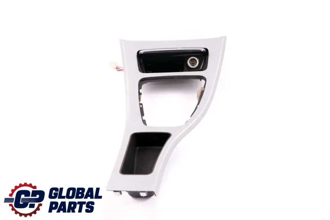 Centre Console Trim Ashtray Glacier Silber Silver to BMW 3 Series E90 E91 Cover with Part number 6970136 BMW 3 Series E90 E91 Cover Centre Console Trim Ashtray Glacier Silber Silver - SKU rhd-9145138 - Part number 6970136