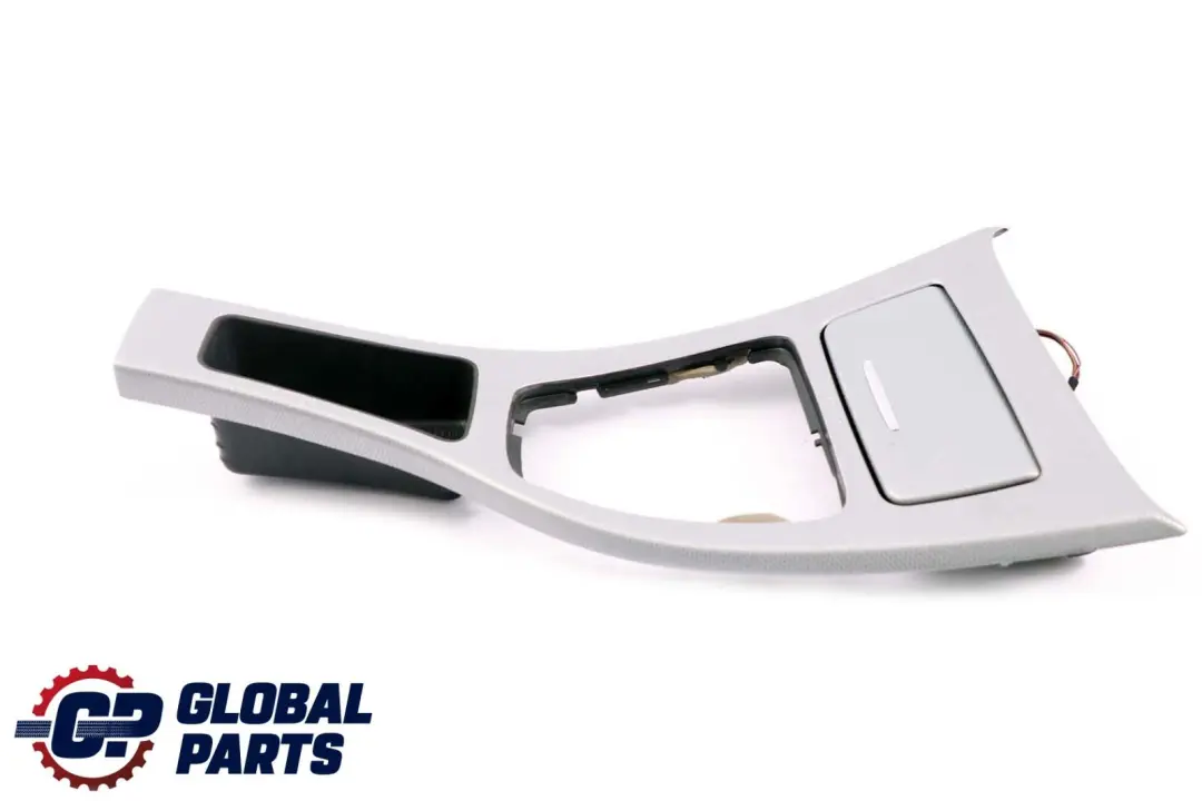 Centre Console Trim Ashtray Glacier Silber Silver to BMW 3 Series E90 E91 Cover with Part number 6970136 BMW 3 Series E90 E91 Cover Centre Console Trim Ashtray Glacier Silber Silver - SKU rhd-9145138 - Part number 6970136