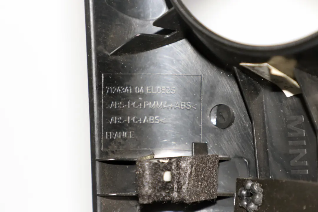 Dashboard Panel Trim Strip Cover Right O/S Silver 7124341 to BMW Mini R50 R52 R53 with Part number 9146316 BMW Mini R50 R52 R53 Dashboard Panel Trim Strip Cover Right O/S Silver 7124341 - SKU rhd-9146316 - Part number 9146316