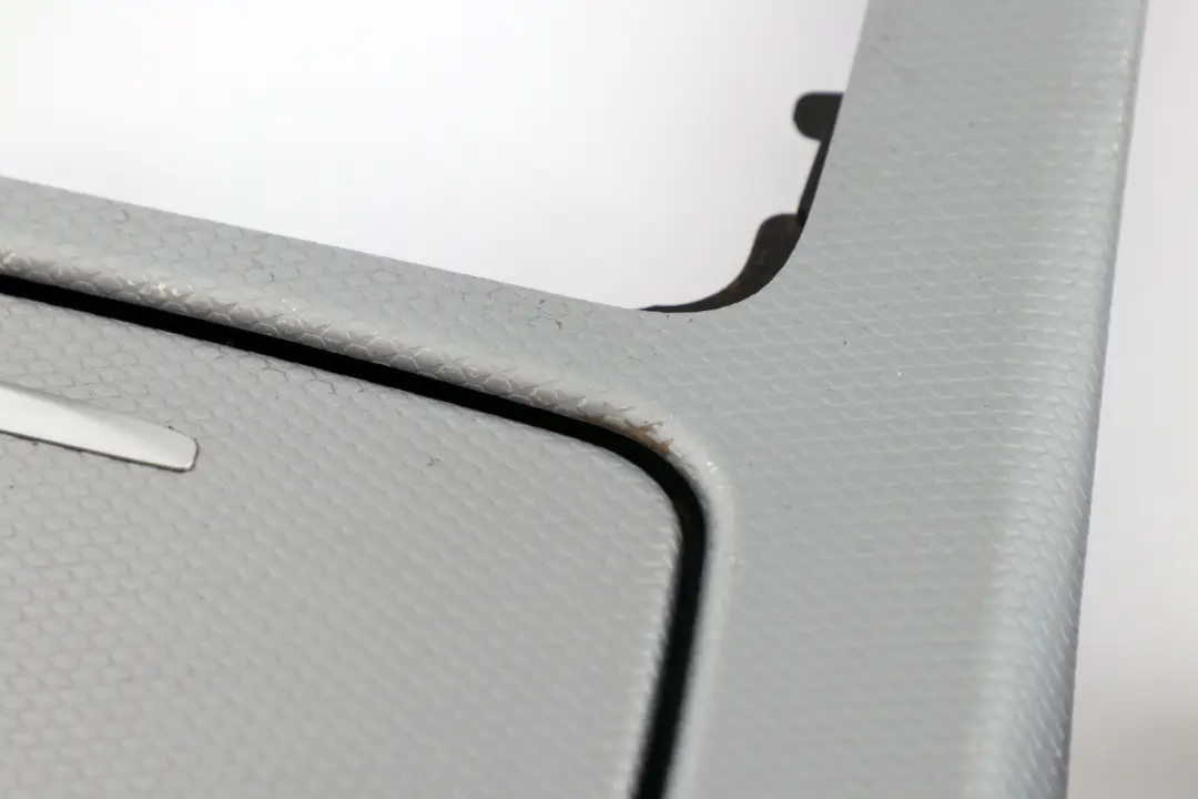 Set Cover Dash Trim Strip Aluminium Glacier Silber to BMW 3 Series 4 E90 with Part number 9148070 BMW 3 Series 4 E90 Set Cover Dash Trim Strip Aluminium Glacier Silber - SKU rhd-9148070-4 - Part number 9148070