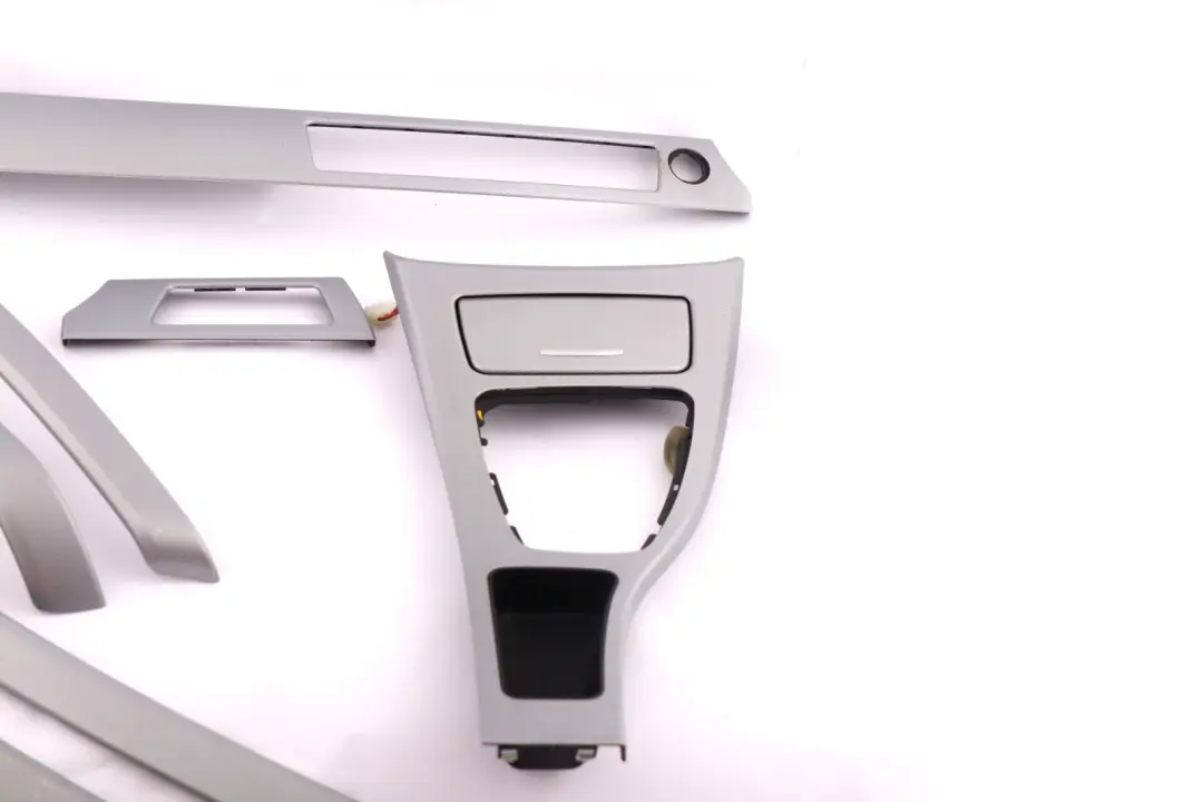 Set Cover Dash Trim Strip Aluminium Glacier Silber to BMW 3 Series 5 E90 with Part number 9148070 BMW 3 Series 5 E90 Set Cover Dash Trim Strip Aluminium Glacier Silber - SKU rhd-9148070-5 - Part number 9148070