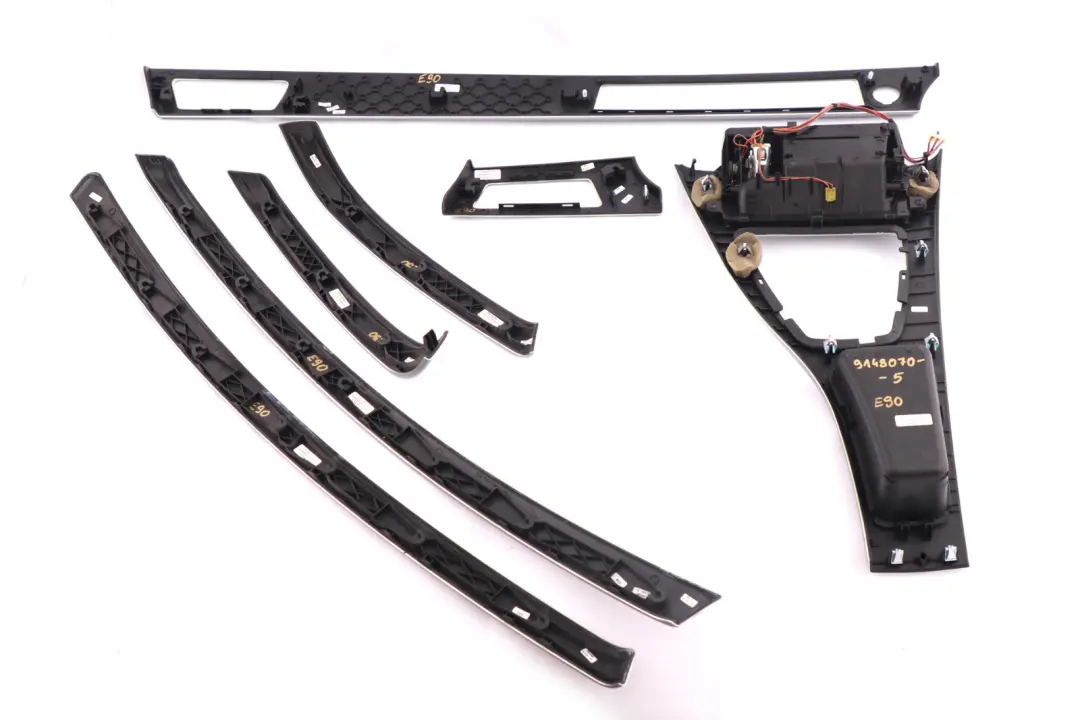 Set Cover Dash Trim Strip Aluminium Glacier Silber to BMW 3 Series 5 E90 with Part number 9148070 BMW 3 Series 5 E90 Set Cover Dash Trim Strip Aluminium Glacier Silber - SKU rhd-9148070-5 - Part number 9148070