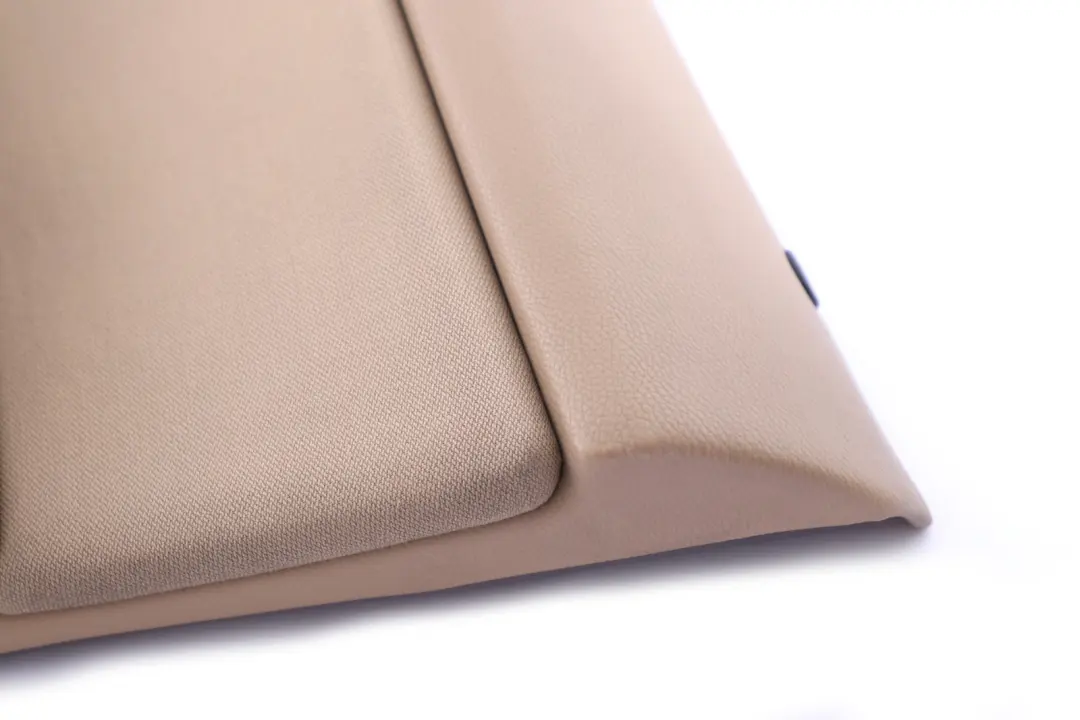 Front Right O/S Door Card Lining Cloth Beige to BMW 3 Series E90 E91 with Part number 9154162 BMW 3 Series E90 E91 Front Right O/S Door Card Lining Cloth Beige - SKU rhd-9154162 - Part number 9154162