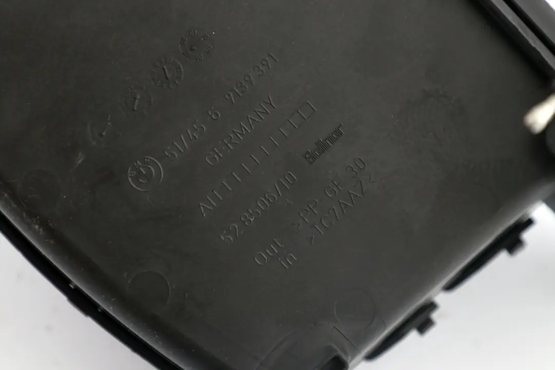 Armaturenbrett Mittelabdeckung Alu Feinschliff für BMW 5 er E60 E61 LCI mit Teilenummer 9156030 BMW 5 er E60 E61 LCI Armaturenbrett Mittelabdeckung Alu Feinschliff - SKU 9156030 - Teilenummer 9156030