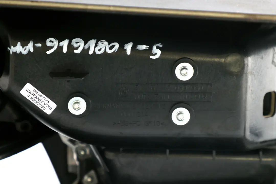 Split Slide Centre Console Leather Armrest Part to BMW 5 Series E60 E61 5 Black with Part number 9191801 BMW 5 Series E60 E61 5 Black Split Slide Centre Console Leather Armrest Part - SKU rhd-9191801-5 - Part number 9191801