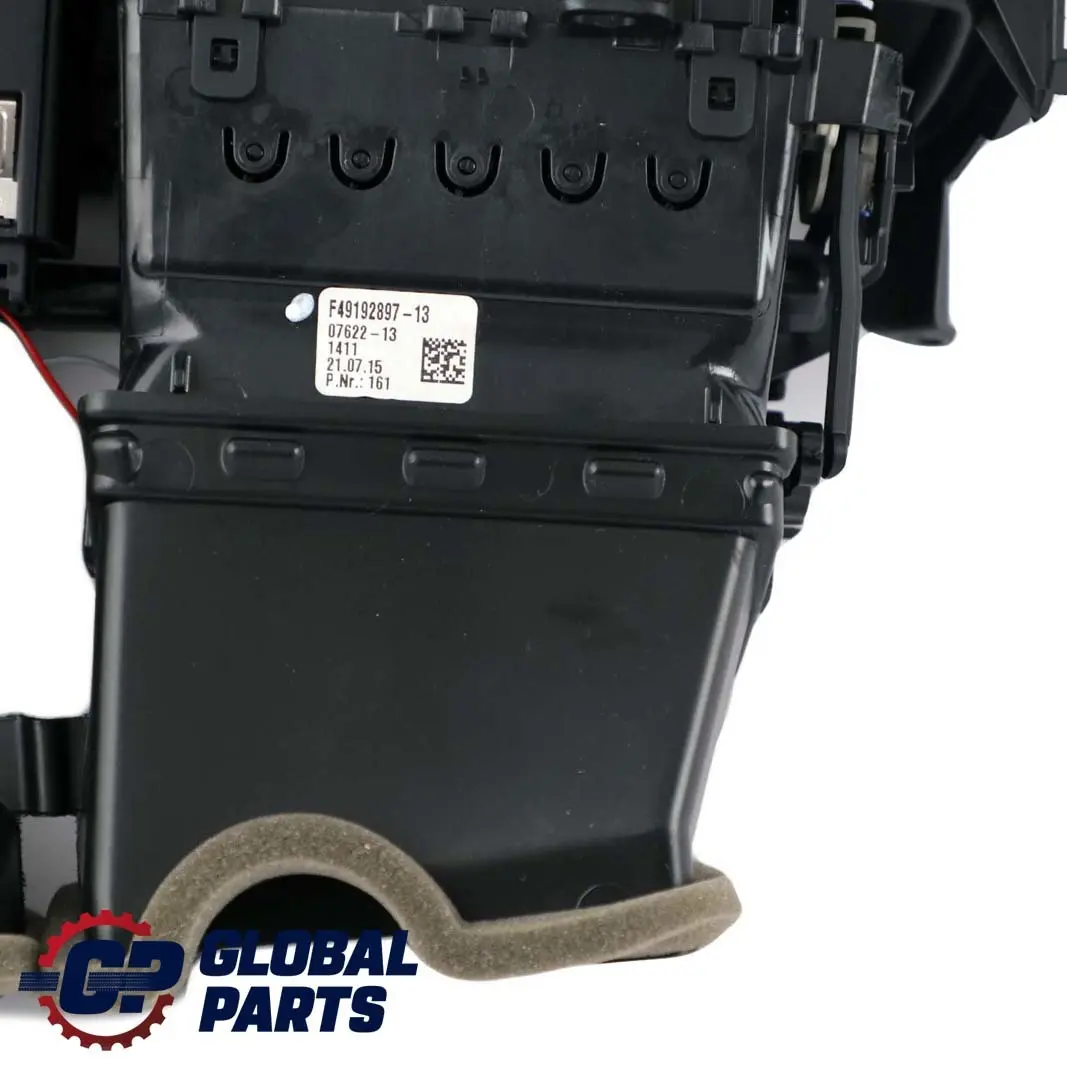 Fresh Air Grille Centre Console Vent to BMW 5 Series F10 F11 LCI with Part number 9192897 BMW 5 Series F10 F11 LCI Fresh Air Grille Centre Console Vent - SKU rhd-9192897 - Part number 9192897