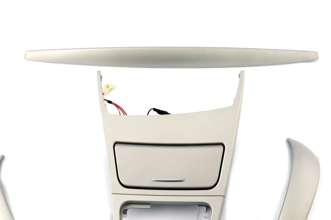 Set Ashtray Trim Cover Dashboard Dash Satinsilber Matt to BMW 1 Series E81 E82 E88 with Part number 9197190 BMW 1 Series E81 E82 E88 Set Ashtray Trim Cover Dashboard Dash Satinsilber Matt - SKU rhd-9197190 - Part number 9197190