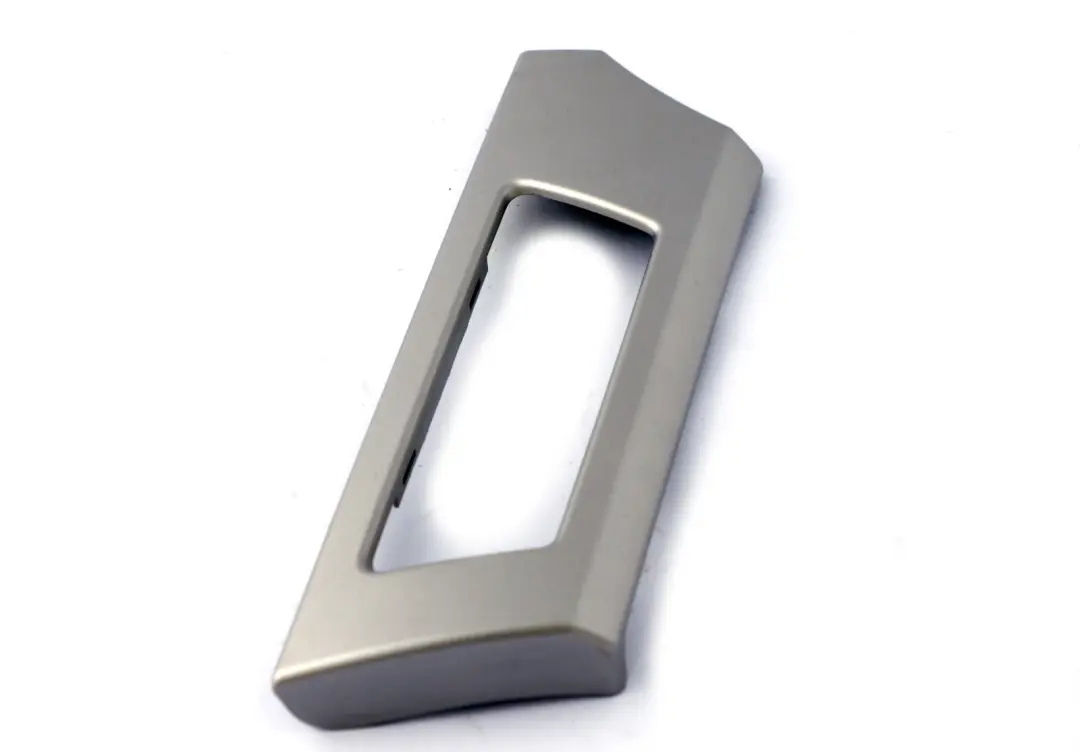 Decorative Dashboard Strip Right O/S Satinsilber to BMW 3 Series E90 E91 LCI E92 with Part number 9197276 BMW 3 Series E90 E91 LCI E92 Decorative Dashboard Strip Right O/S Satinsilber - SKU rhd-9197276 - Part number 9197276