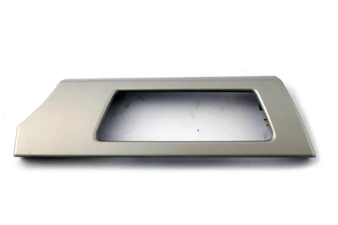 Decorative Dashboard Strip Right O/S Satinsilber to BMW 3 Series E90 E91 LCI E92 with Part number 9197276 BMW 3 Series E90 E91 LCI E92 Decorative Dashboard Strip Right O/S Satinsilber - SKU rhd-9197276 - Part number 9197276