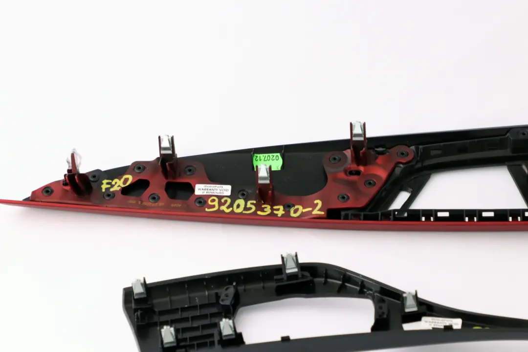 Set Trim Strip Dashboard Cover Black Glossy Korallrot Red to BMW 1 Series 2 F20 with Part number 9205370 BMW 1 Series 2 F20 Set Trim Strip Dashboard Cover Black Glossy Korallrot Red - SKU rhd-9205370-2 - Part number 9205370