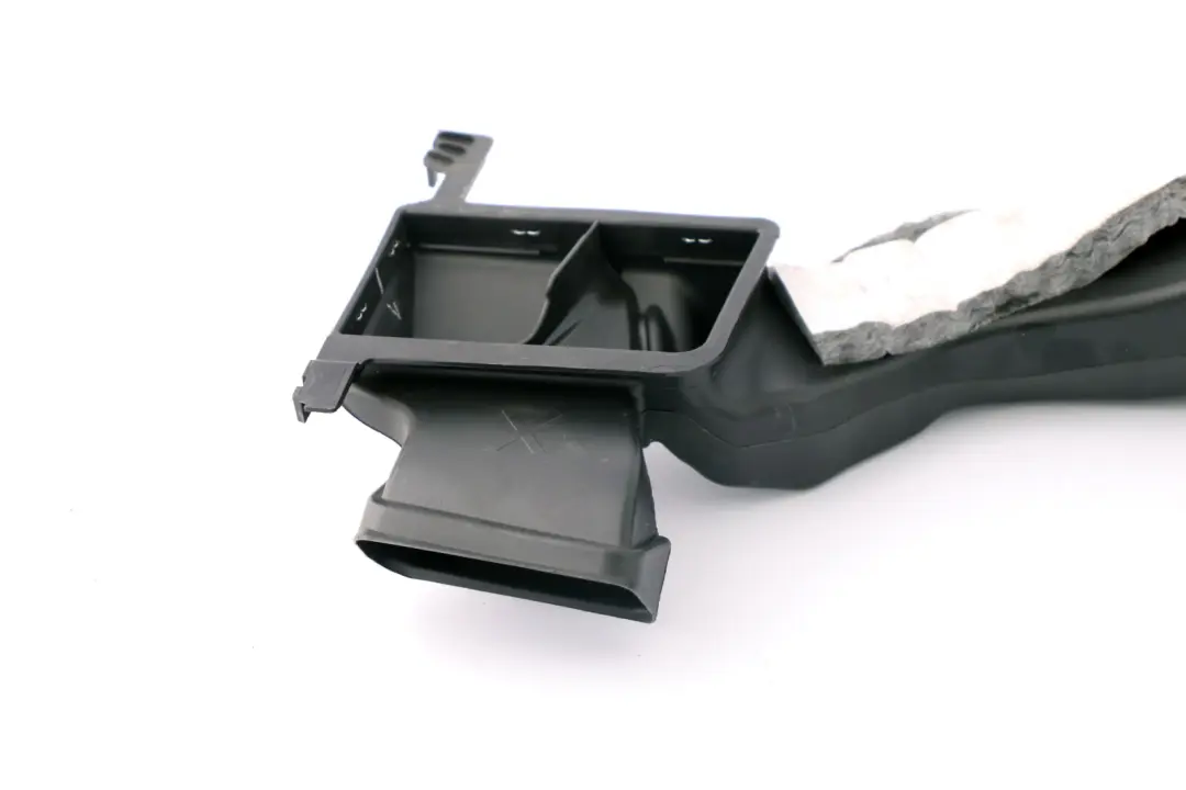 Cold Air Vent Duct Left N/S to BMW 3 4 Series F30 F31 F80 M3 F83 with Part number 9218499 BMW 3 4 Series F30 F31 F80 M3 F83 Cold Air Vent Duct Left N/S - SKU rhd-9218499 - Part number 9218499