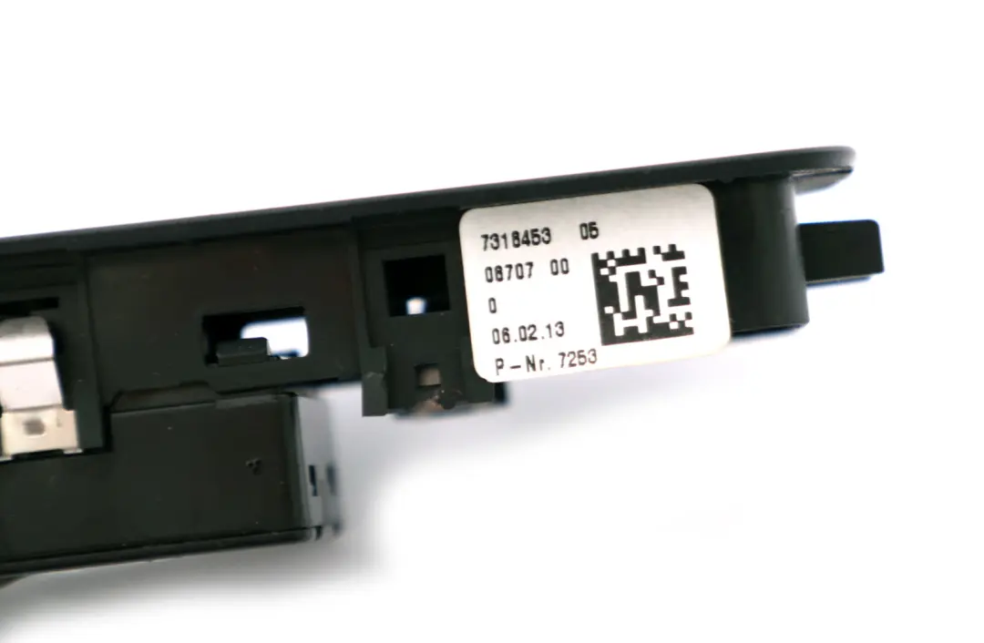 Driver's Side Switch Window Lifter O/S to BMW 1 2 Series F21 F22 F87 F23 F34 LCi with Part number 9226265 BMW 1 2 Series F21 F22 F87 F23 F34 LCi Driver's Side Switch Window Lifter O/S - SKU rhd-9226265 - Part number 9226265