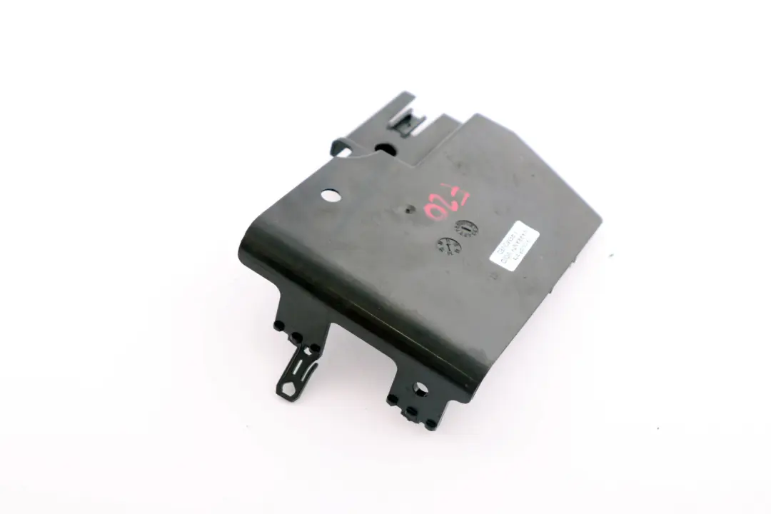 Control Unit FEM to BMW 1 2 4 Series F20 F21 F30 F31 F80 M3 F82 M4 Cover with Part number 9227646 BMW 1 2 4 Series F20 F21 F30 F31 F80 M3 F82 M4 Cover Control Unit FEM - SKU rhd-9227646 - Part number 9227646