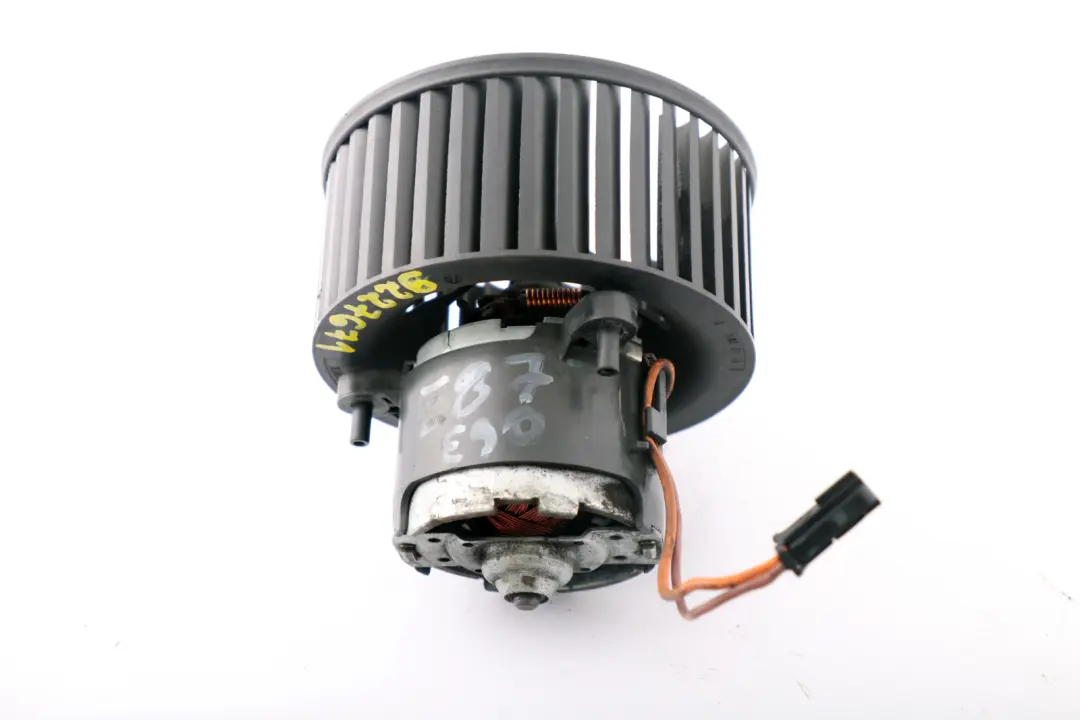 Heater Fan Blower Unit to BMW 1 X1 3 Z4 Series E81 E82 E87 E90 E90N E91 E92 E93 with Part number 9227671 BMW 1 X1 3 Z4 Series E81 E82 E87 E90 E90N E91 E92 E93 Heater Fan Blower Unit - SKU rhd-9227671-1 - Part number 9227671