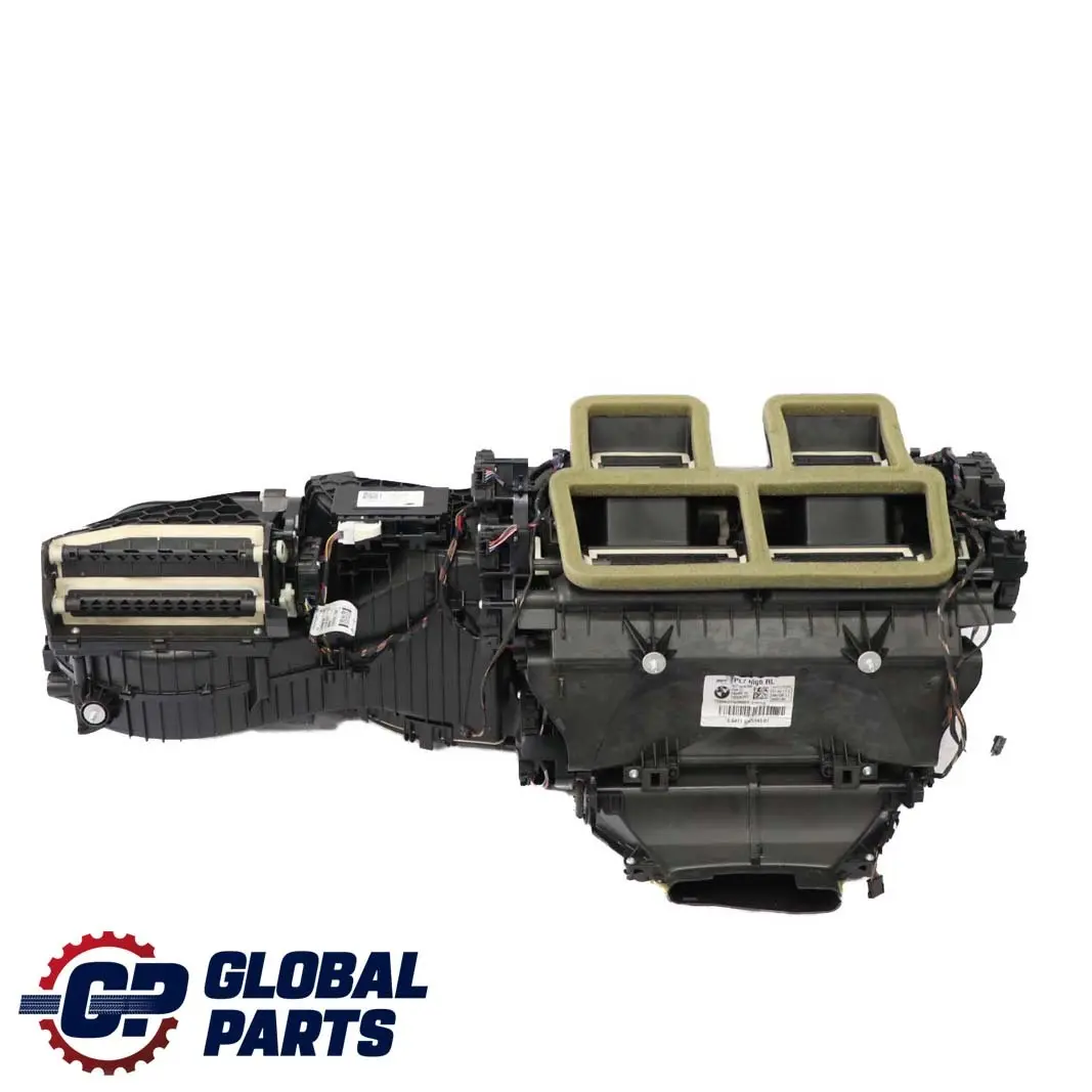 Complete Air Con Heater Matrix Housing Petrol to BMW 1 3 4 Series F20 F30 F32 with Part number 9237551 BMW 1 3 4 Series F20 F30 F32 Complete Air Con Heater Matrix Housing Petrol - SKU rhd-9237551 - Part number 9237551