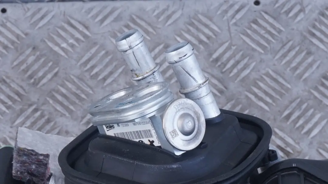 Complete Air Con Heater Matrix Housing Diesel to BMW 1 3 4 Series F20 F30 F32 1 with Part number 9238643 BMW 1 3 4 Series F20 F30 F32 1 Complete Air Con Heater Matrix Housing Diesel - SKU rhd-9238643-1 - Part number 9238643