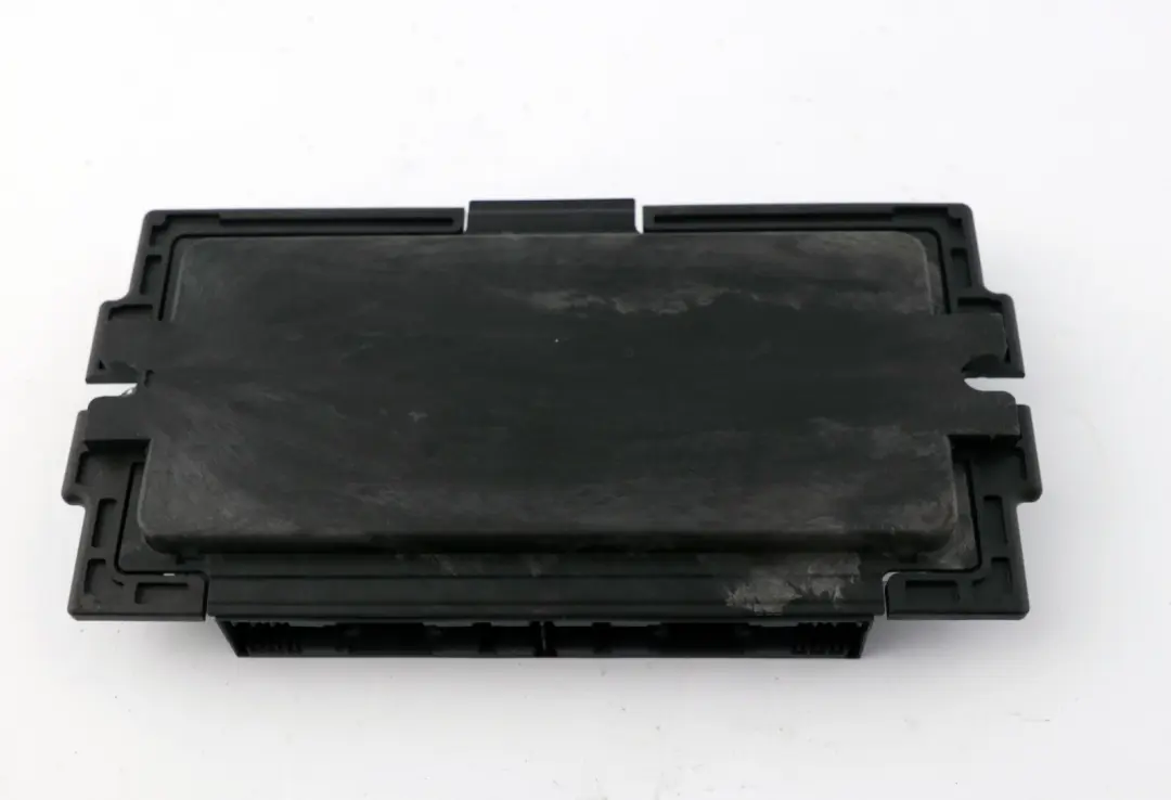 Footwell Light Control Module LCM LED Basis to BMW E90 LCI with Part number 9249083 BMW E90 LCI Footwell Light Control Module LCM LED Basis - SKU 9249083-1 - Part number 9249083