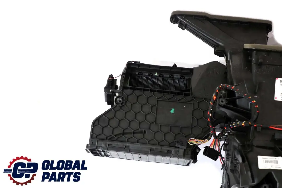 Heater Blower Matrix Box Valeo to BMW Mini R55 R60 Clubman Countryman with Part number 9266897 BMW Mini R55 R60 Clubman Countryman Heater Blower Matrix Box Valeo - SKU rhd-9266897 - Part number 9266897