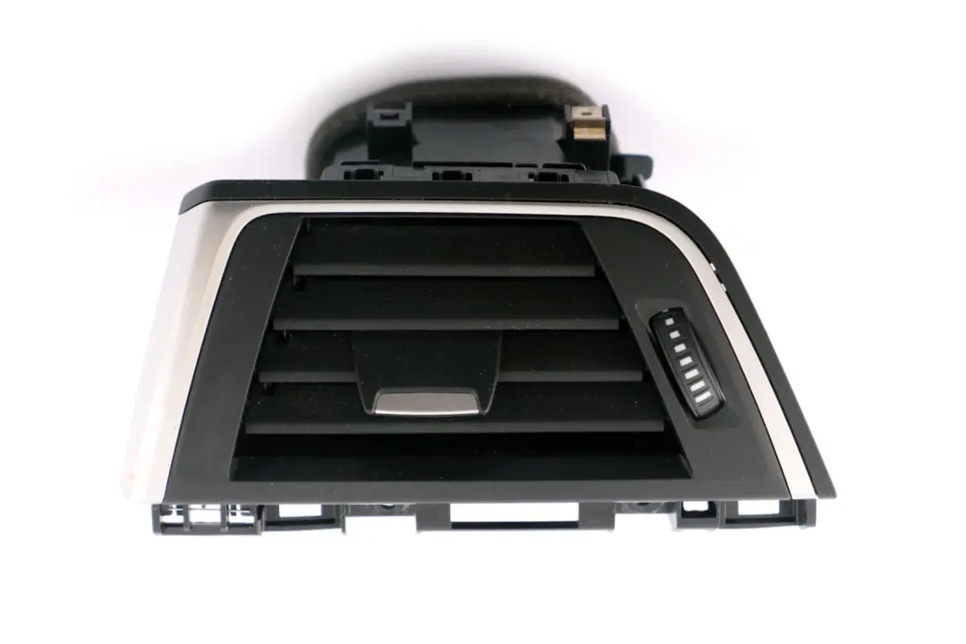 Dashboard Air Grille Front Left N/S to BMW 3 4 Series F30 F31 F32 F33 with Part number 9346226 BMW 3 4 Series F30 F31 F32 F33 Dashboard Air Grille Front Left N/S - SKU rhd-9346226 - Part number 9346226
