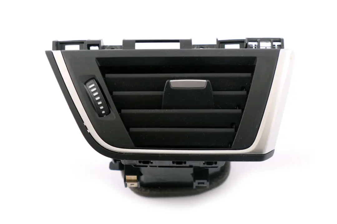 Dashboard Air Grille Front Left N/S to BMW 3 4 Series F30 F31 F32 F33 with Part number 9346226 BMW 3 4 Series F30 F31 F32 F33 Dashboard Air Grille Front Left N/S - SKU rhd-9346226 - Part number 9346226
