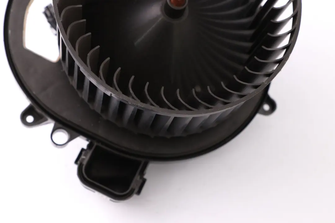 Heater Fan Blower Unit Air Conditioning to BMW 1 3 Series F20 F21 F30 F31 with Part number 9350396 BMW 1 3 Series F20 F21 F30 F31 Heater Fan Blower Unit Air Conditioning - SKU rhd-9350396 - Part number 9350396