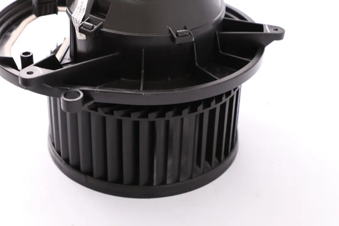 Heater Fan Blower Unit Air Conditioning to BMW 1 3 Series F20 F21 F30 F31 with Part number 9350396 BMW 1 3 Series F20 F21 F30 F31 Heater Fan Blower Unit Air Conditioning - SKU rhd-9350396 - Part number 9350396
