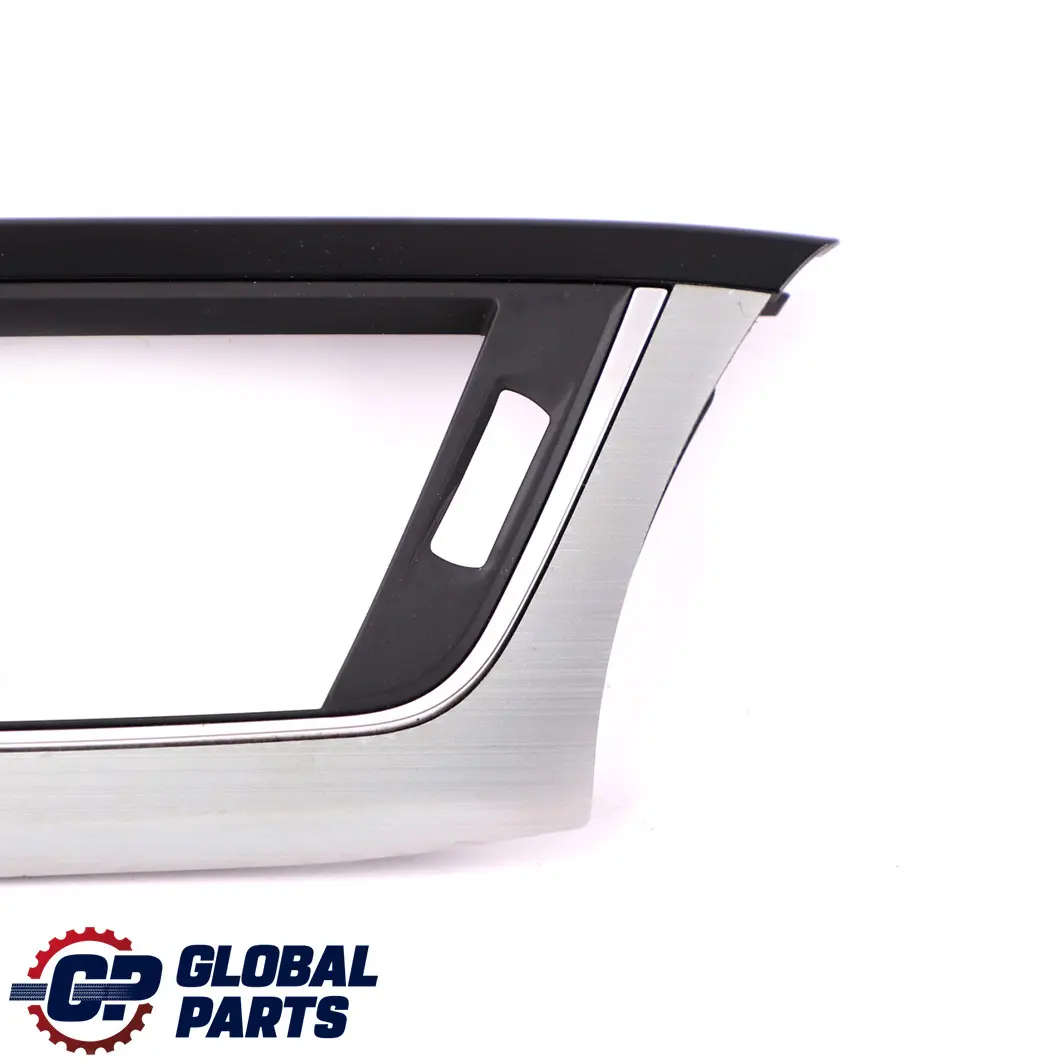 Dashboard Air Vent Right O/S Nozzle Alu Brushed Cover to BMW 3 Series F30 F31 with Part number 9354342 BMW 3 Series F30 F31 Dashboard Air Vent Right O/S Nozzle Alu Brushed Cover - SKU rhd-9354342 - Part number 9354342