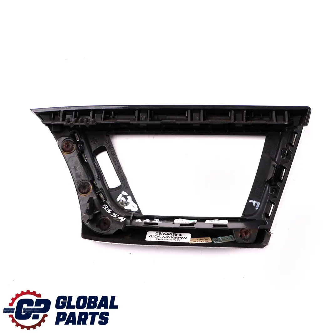 Dashboard Air Vent Right O/S Nozzle Alu Brushed Cover to BMW 3 Series F30 F31 with Part number 9354342 BMW 3 Series F30 F31 Dashboard Air Vent Right O/S Nozzle Alu Brushed Cover - SKU rhd-9354342 - Part number 9354342