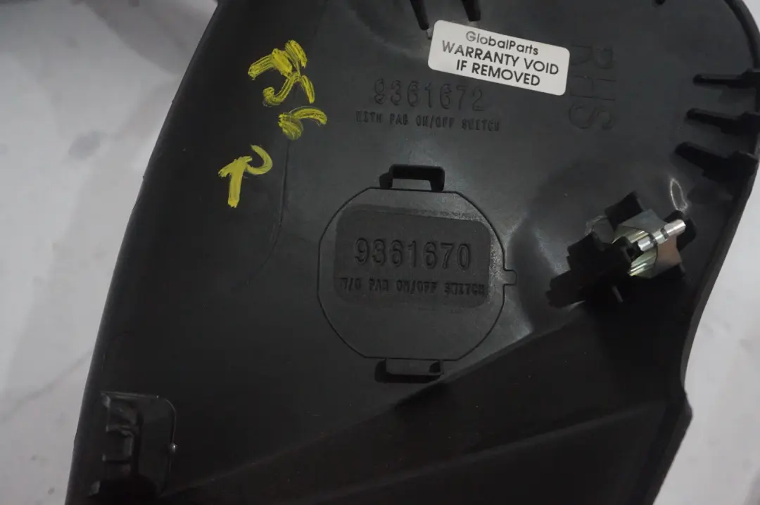 Outer Right Instrument Panel Cover Trim O/S to BMW Mini Cooper One F56 F57 with Part number 9361670 BMW Mini Cooper One F56 F57 Outer Right Instrument Panel Cover Trim O/S - SKU rhd-9361670 - Part number 9361670