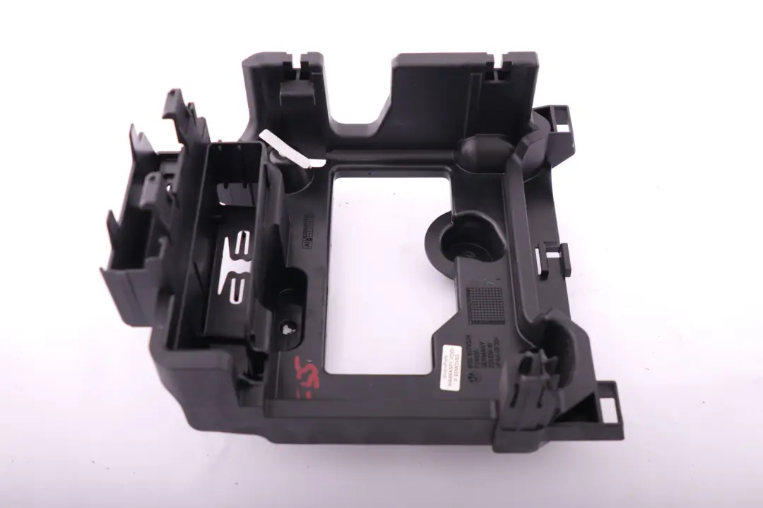 Bracket Fuse Distribution Box to BMW Mini Cooper One F55 F56 F57 with Part number 9379324 BMW Mini Cooper One F55 F56 F57 Bracket Fuse Distribution Box - SKU rhd-9379324 - Part number 9379324