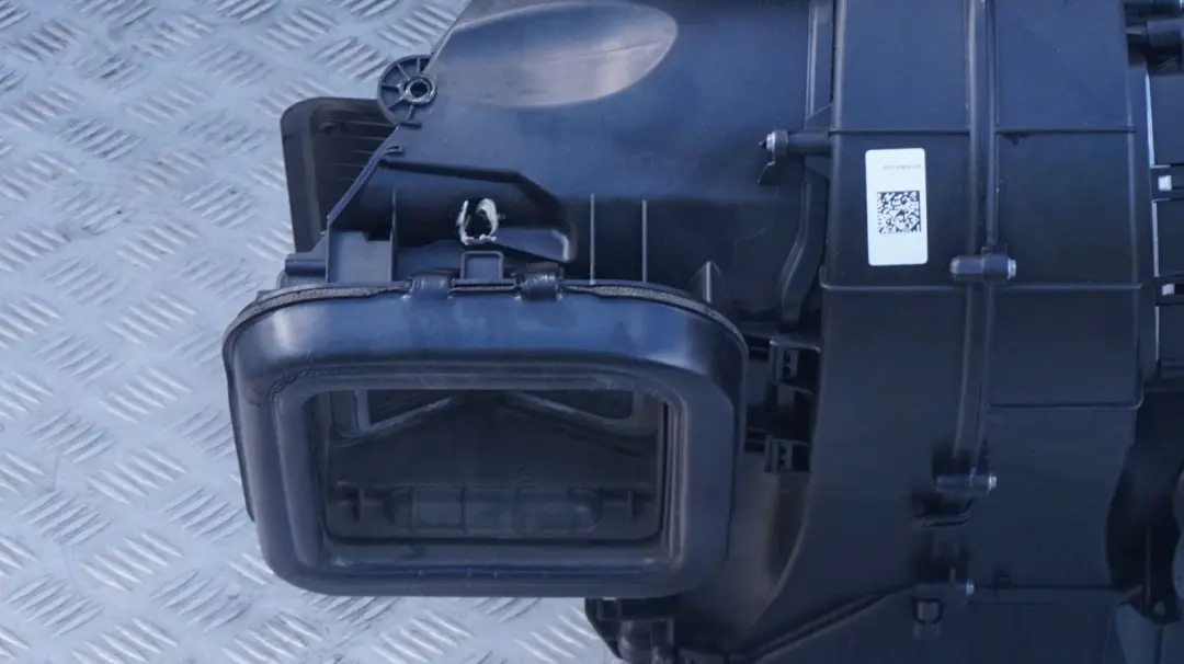 BMW Mini F54 F55 F56 F57 F60 Air Con Heater Blower Matrix Box Valeo 9383111 - SKU rhd-9383111 - Part number 6827056