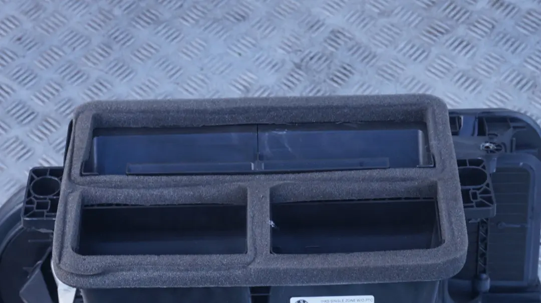 Con Heater Blower Matrix Box Valeo 9383111 to BMW Mini F54 F55 F56 F57 F60 Air with Part number 6827056 BMW Mini F54 F55 F56 F57 F60 Air Con Heater Blower Matrix Box Valeo 9383111 - SKU rhd-9383111 - Part number 6827056