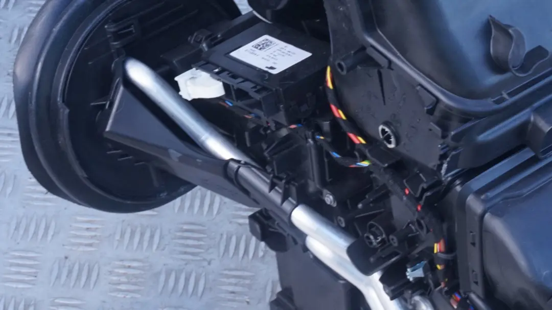 BMW Mini F54 F55 F56 F57 F60 Air Con Heater Blower Matrix Box Valeo 9383111 - SKU rhd-9383111 - Part number 6827056