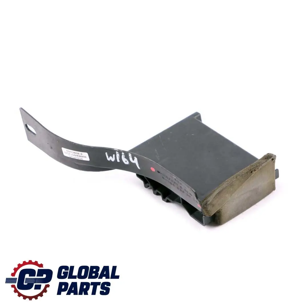 Mercedes-Benz ML W164 GL X164 Top Left N/S Engine Sound Insulation Damping to with Part number A1646803925 Mercedes-Benz ML W164 GL X164 Top Left N/S Engine Sound Insulation Damping - SKU rhd-A1646803925 - Part number A1646803925