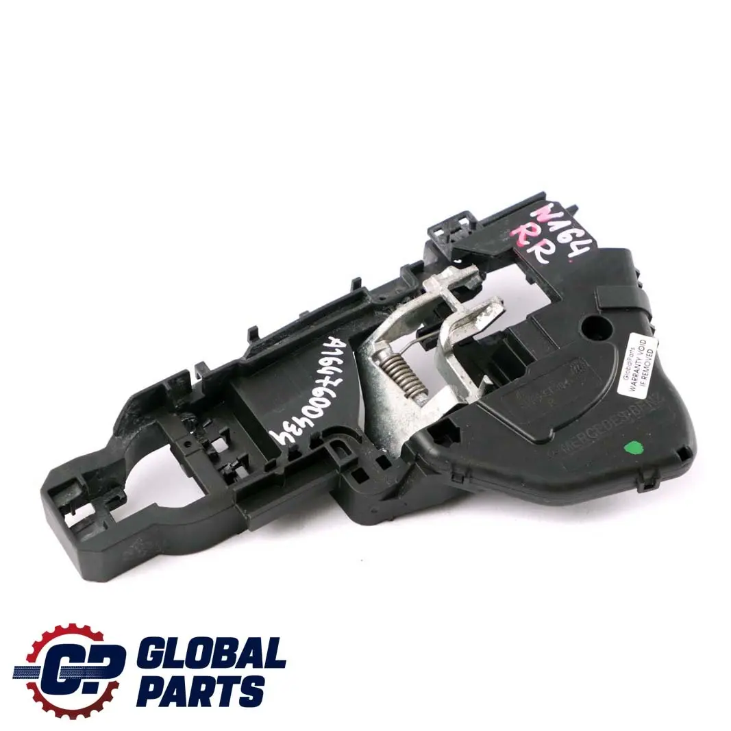  Mercedes-Benz Classe M ML W164 Base porta maniglia posteriore destra - SKU A1647600434 - Numero di parte A1647600434