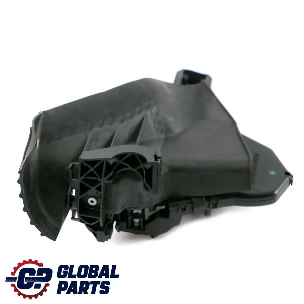 Mercedes-Benz M-Class ML W164 Front Left N/S Door Handle Carrier Base to with Part number A1647601734 Mercedes-Benz M-Class ML W164 Front Left N/S Door Handle Carrier Base - SKU rhd-A1647601734 - Part number A1647601734