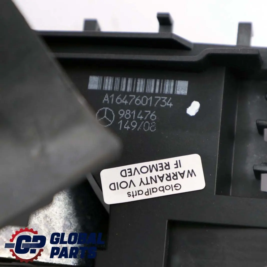  Mercedes-Benz M-Class ML W164 Front Left N/S Door Handle Carrier Base - SKU rhd-A1647601734 - Part number A1647601734